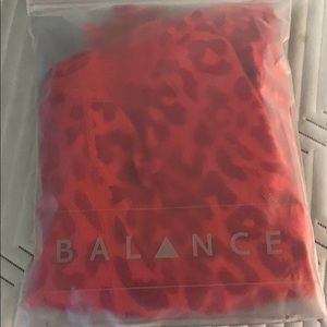 They sent me 2 shorts of the same color 🙄